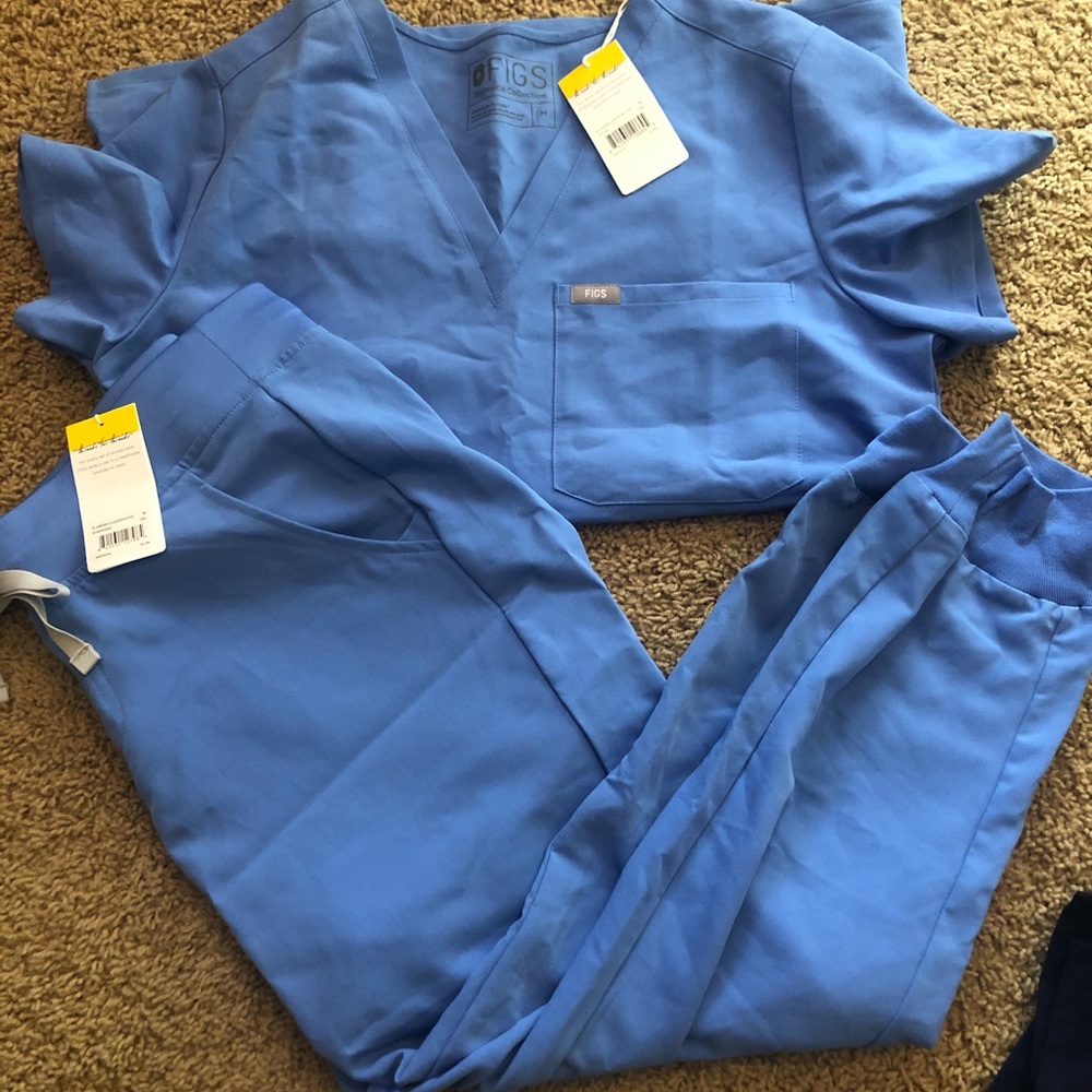 Figs Scrubs, size medium, ceil blue